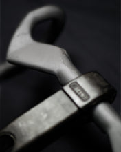Load image into Gallery viewer, Ascent Aeroo GRVL Handlebars