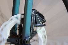 Load image into Gallery viewer, 180mm Disc Rotor Adapter for flat mount road/gravel forks