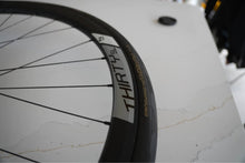 Load image into Gallery viewer, Novatec Thirty Disc SL wheel + Conti tyre
