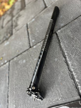 Load image into Gallery viewer, Giant TCR Seatpost Carbon Repair

