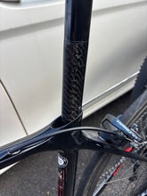 Load image into Gallery viewer, Giant TCR Seatpost Carbon Repair

